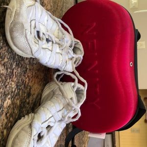 Nfinity cheer shoes